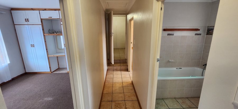 3 Bedroom Property for Sale in Dana Bay Western Cape
